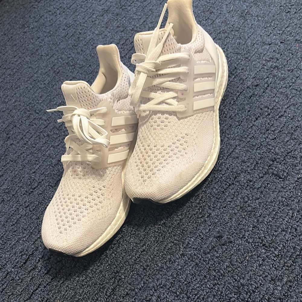 Adidas ultra boost 1.0 size 6 Shoes
